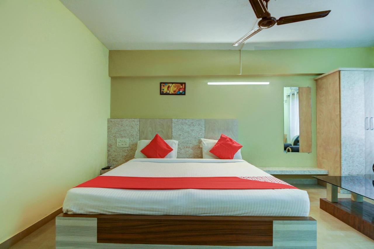 Capital O 17320 Vijaya Residency Manipal Exteriör bild