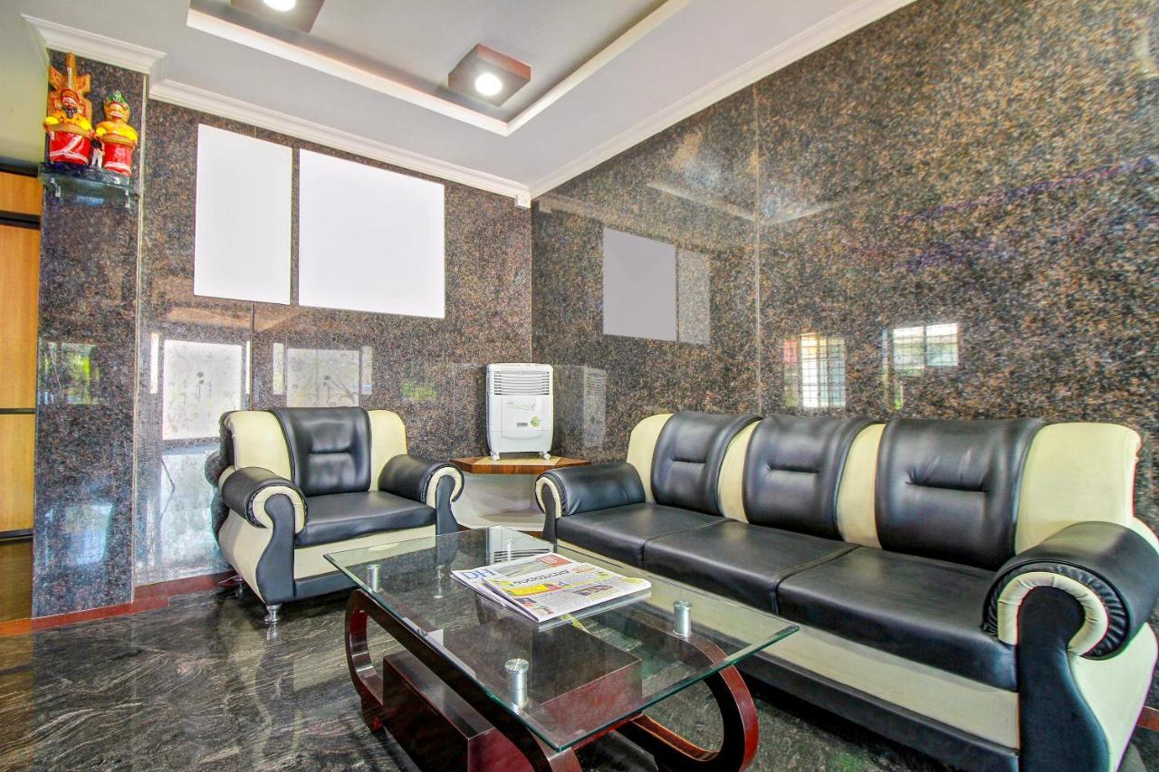 Capital O 17320 Vijaya Residency Manipal Exteriör bild
